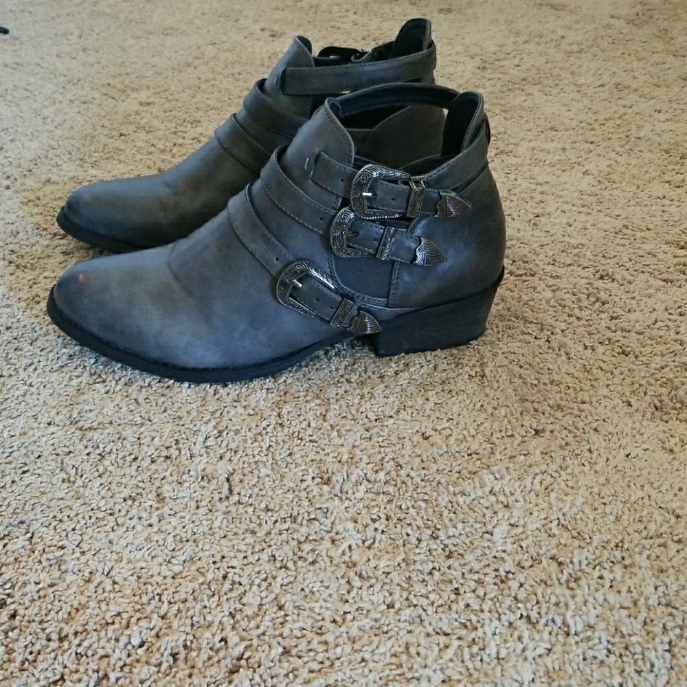 Maurices Gray Bootie